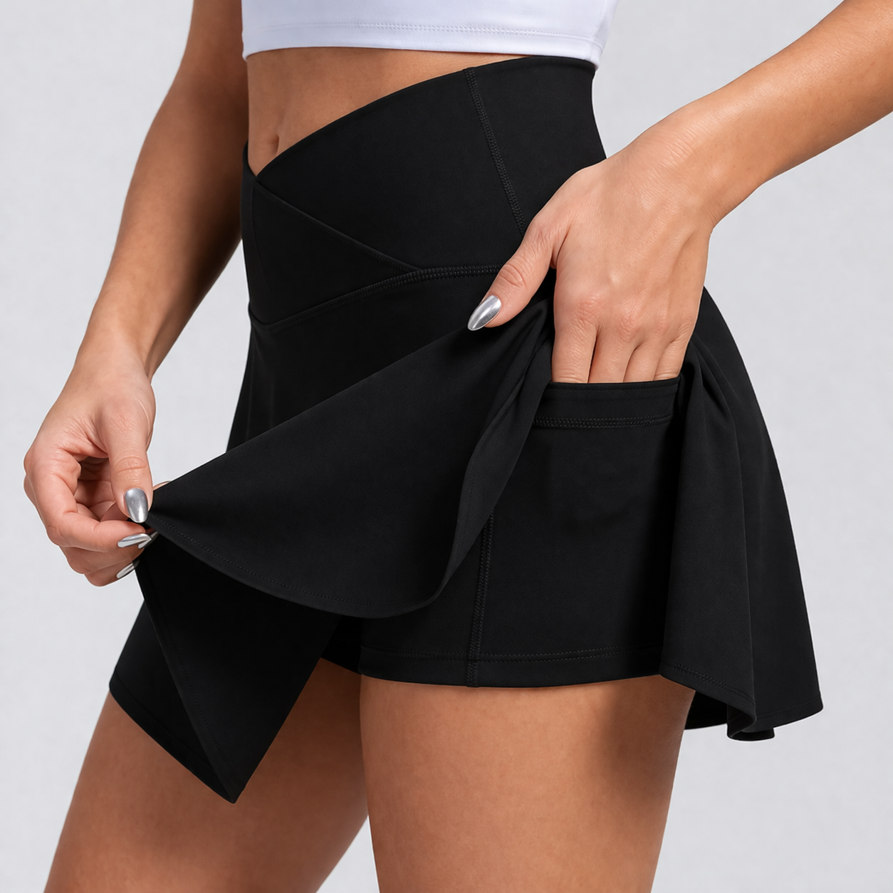 Falda Luna — Mini Deportiva Crossover 2 en 1 Cintura cruzada · Con bolsillo oculto · Ajuste favorecedor